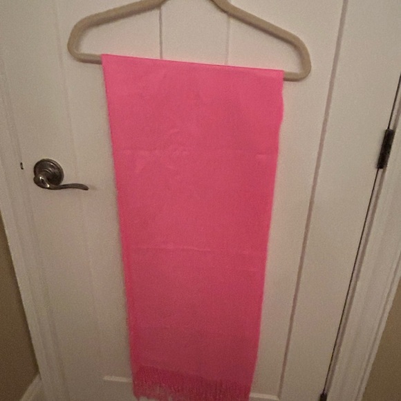 Pashmina Soft Pink Wrap - Picture 2 of 5